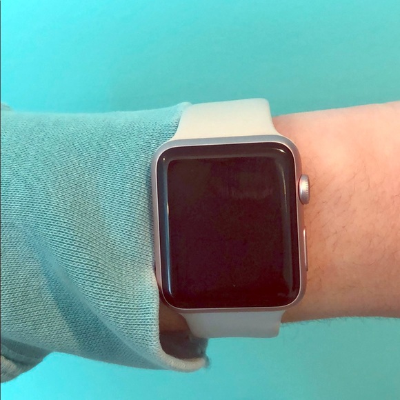 Apple Accessories - Series 2 Rose Gold Apple Watch 42MM